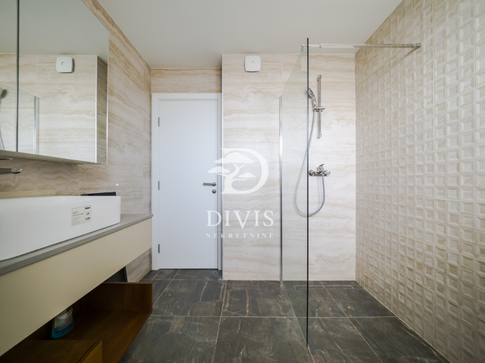 Slika 11 - Vrtovi Ceraka, Četvorosoban stan na prodaju, 110m2, 340.000€